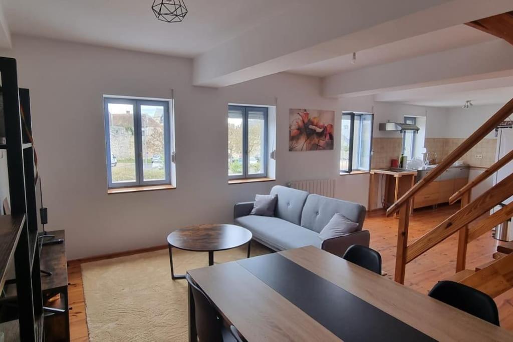 Cosy Triplex 3 Chambres Pont-de-l'Arche Luaran gambar